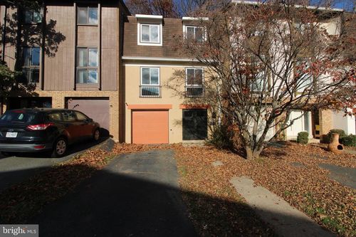 3007 Mission Square Dr, FAIRFAX, VA, 22031-1112 | Card Image