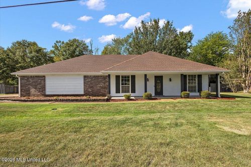 307 Siwell Meadows Dr, Byram, MS, 39272-9307 | Card Image