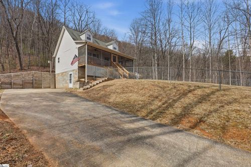 315 Valley Dr, Walhalla, SC, 29691-3838 | Card Image