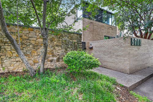 5713 Pershing Ave, Fort Worth, TX, 76107-4619 | Card Image