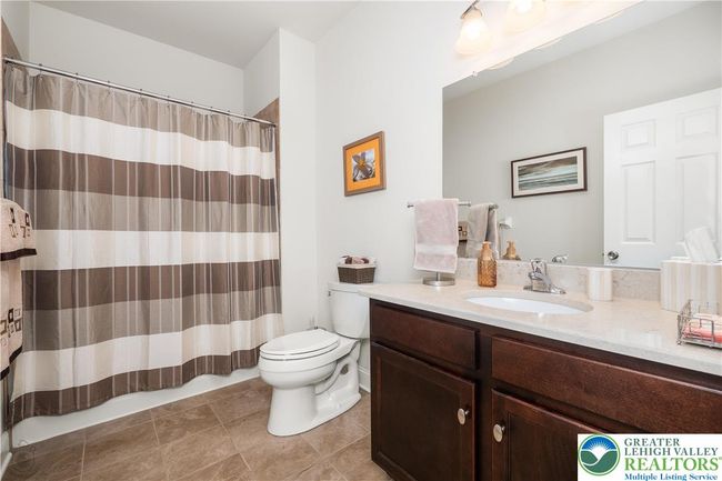 222 Danbury Dr, House other with 3 bedrooms, 3 bathrooms and null parking in Nazareth PA | Image 23