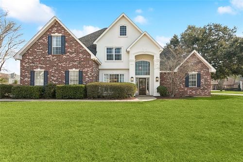 553 Evergreen Dr, Mandeville, LA, 70448-7574 | Card Image