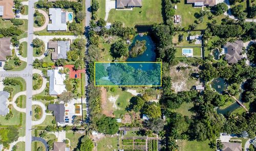 154th Ne 154th St, Miami, FL, 33162-4251 | Card Image