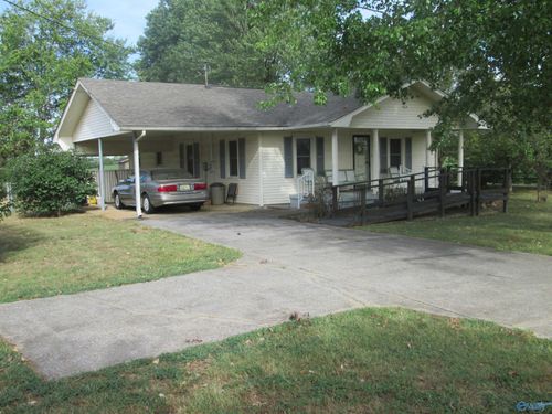 15915 East Limestone Road, Athens, AL, 35613 | Card Image