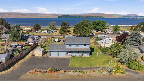 335 Ross Way, Wallula, WA, 99363 | Card Image