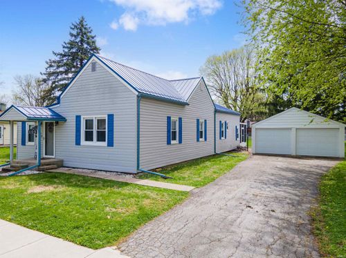 105 W North C St, Gas City, IN, 46933-1451 | Card Image