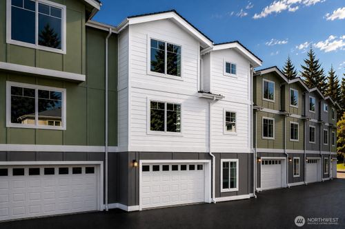 unit-b2-19505 Damson Rd, Lynnwood, WA, 98036-4980 | Card Image