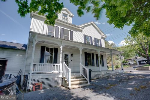 611 E Freedom Avenue, BURNHAM, PA, 17009 | Card Image