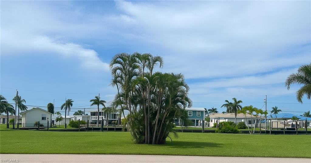 Land in ST. JAMES CITY