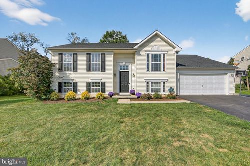 223 Parkview Blvd, SPRING CITY, PA, 19475-1670 | Card Image