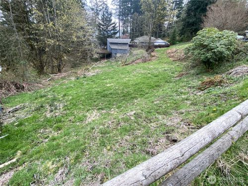 17600 Se Cougar Mountain Drive, Issaquah, WA, 98027 | Card Image
