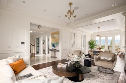 3955 W Broadway, Vancouver, BC, V6R2C2 | Card Image