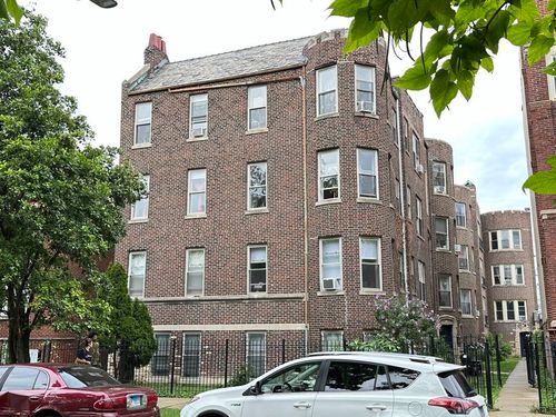 2e-2021 N Humboldt Boulevard, Chicago, IL, 60647 | Card Image