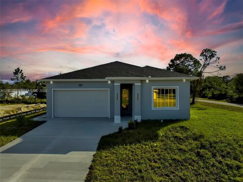 325 Lloyd Ave S, Lehigh Acres, FL, 33974-1735 | Card Image