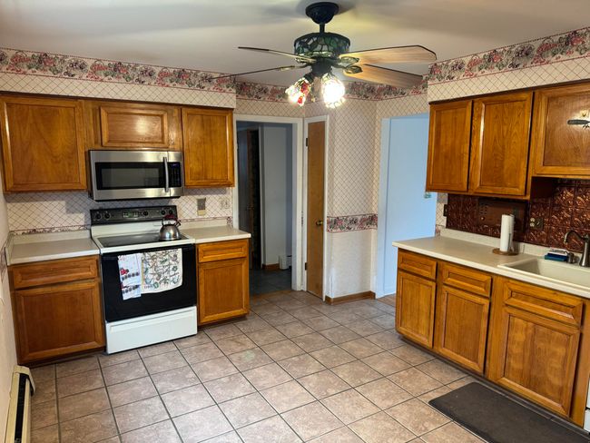 3 Edgewater Dr, House other with 4 bedrooms, 3 bathrooms and null parking in Rouses Point NY | Image 6