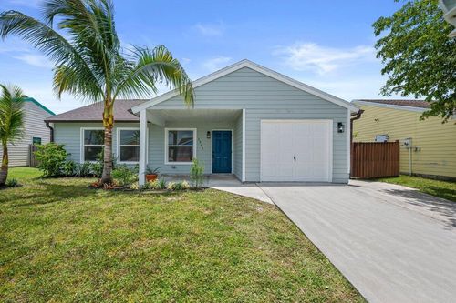5082 Dalewood Ln, Lake Worth, FL, 33467-1843 | Card Image