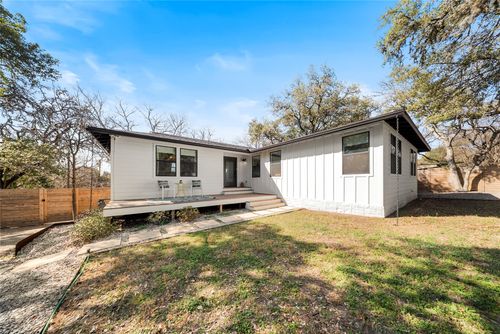 7702 Wynne Ln, Austin, TX, 78745-6248 | Card Image