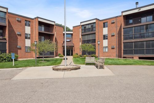 apt-110-1800 Riverwood Dr, Burnsville, MN, 55337-1366 | Card Image