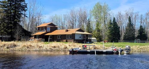17801 Bear Creek Rd, Angle Inlet, MN, 56711-3024 | Card Image