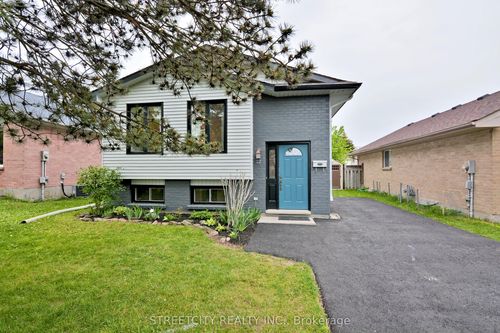 22 Erica Cres, London, ON, N6E3P4 | Card Image