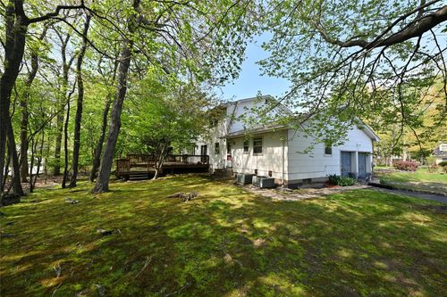 11 Sterling Rd, Spring Valley, NY, 10977-6214 | Card Image