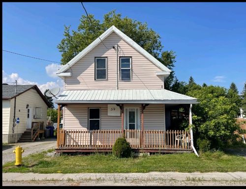 {{alt}} | Card Image