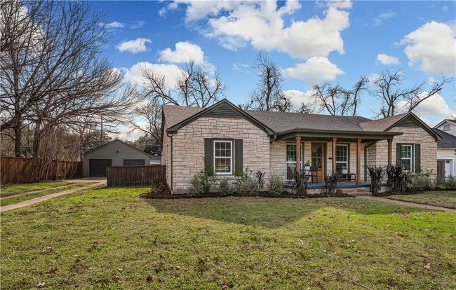 3218 Cumberland Ave, House other with 3 bedrooms, 2 bathrooms and 2 parking in Waco TX | Image 14