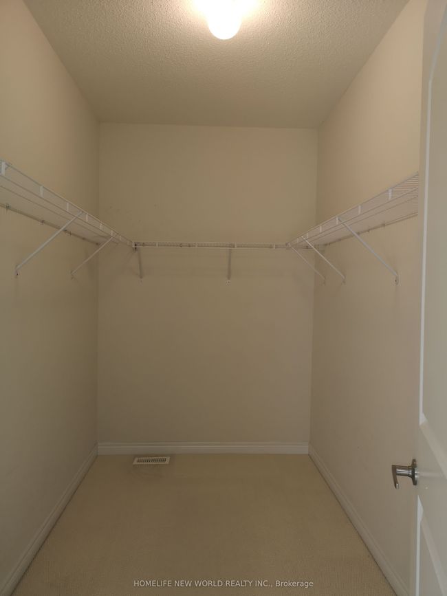 96B Roth St, House other with 3 bedrooms, 4 bathrooms and 1 parking in Aurora ON | Image 4