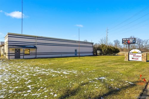 415 N Lafayette St, South Lyon, MI, 48178-2035 | Card Image