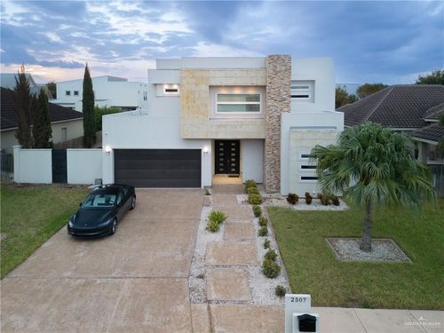 2507 Wernecke Ave, Mission, TX, 78574-3189 | Card Image