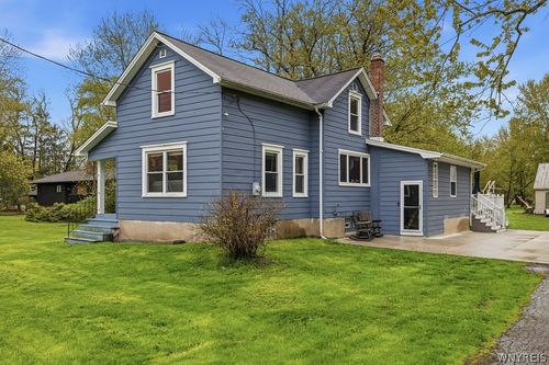 1476 Huth Rd, Grand Island, NY, 14072-1110 | Card Image