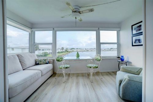 201-1801 Ocean Dr, Boynton Beach, FL, 33426-4200 | Card Image