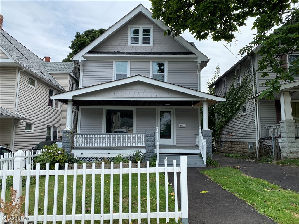 101st St, Cleveland, OH 44111