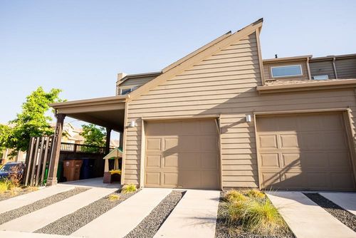 7508 Wolverine St, Austin, TX, 78757-1525 | Card Image