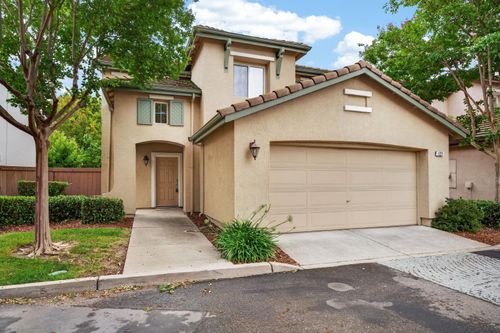 121 Anjou Circle, Sacramento, CA, 95835 | Card Image