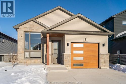 21 Baffin Way, Chatham, ON, N7L0C4 | Card Image