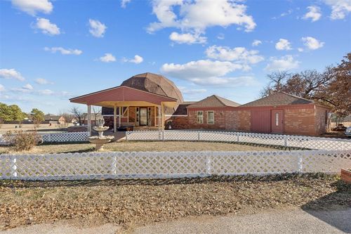 800 Quail Ridge Rd, Newcastle, OK, 73065-5821 | Card Image
