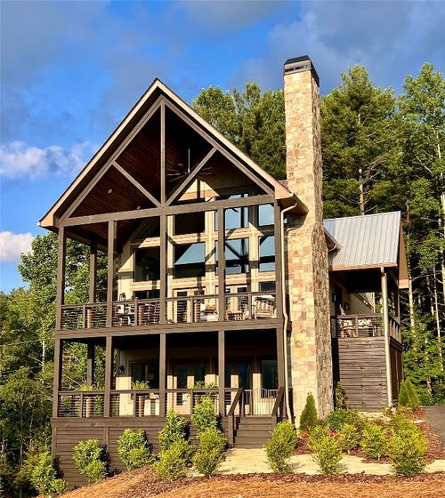 207 Comanche Rd, Cullowhee, NC, 28723-6606 | Card Image