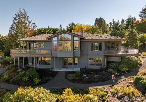 283 Fawn Ln, Sequim, WA, 98382-3852 | Card Image