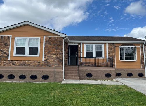 6548 Rue Louis Phillipe, Marrero, LA, 70072-4638 | Card Image