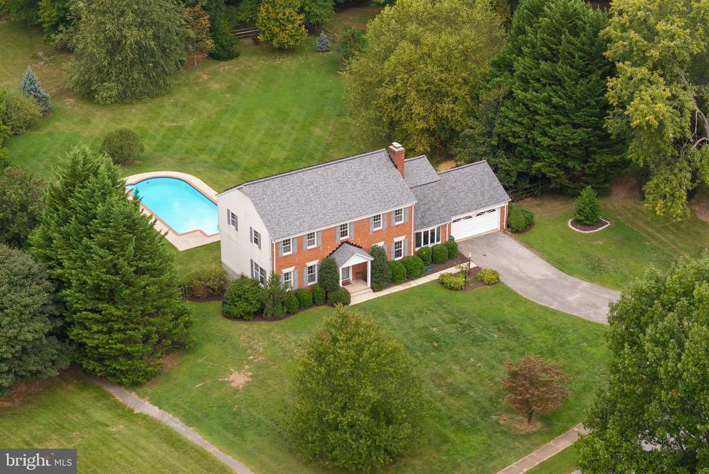 Trelawny Ct, Timonium, MD 21093