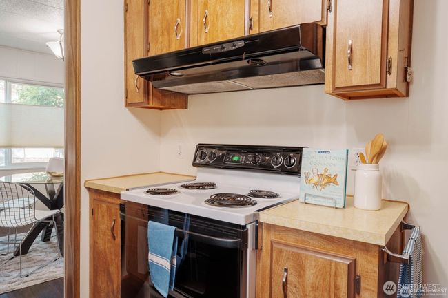 Kitchen | Image 19