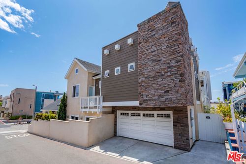 219 2nd St, Hermosa Beach, CA, 90254-5002 | Card Image