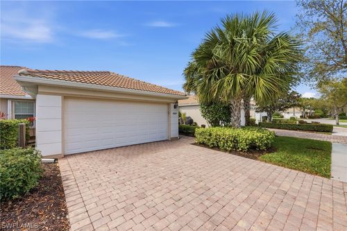 8664 Genova Ct, NAPLES, FL, 34114-2748 | Card Image