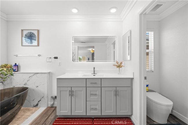 9804 Ardisia St, House other with 3 bedrooms, 3 bathrooms and 4 parking in Riverside CA | Image 19