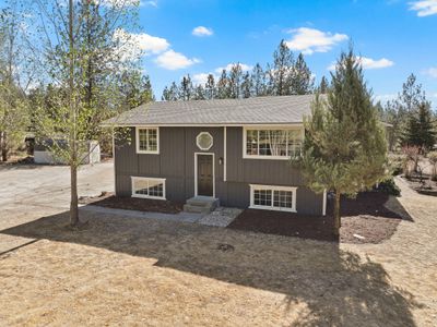 10943 W Sagewood Ct, Home with 5 bedrooms, 4 bathrooms and null parking in Nine Mile Falls WA | Image 1