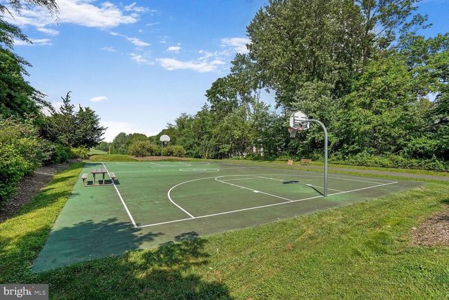11022 Saffold Way, Townhouse with 4 bedrooms, 3 bathrooms and null parking in RESTON VA | Image 35