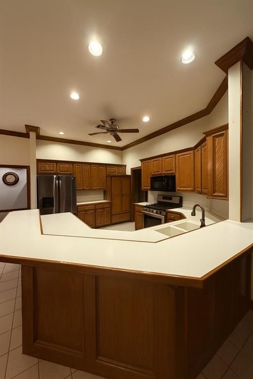 10812 Quail Run Rd, Oklahoma City, OK, 73150-4329 | Card Image