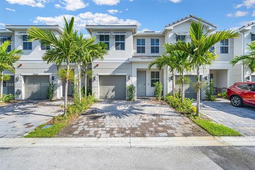 1-17033 Sw 1st St, Pembroke Pines, FL, 33027-1088 | Card Image