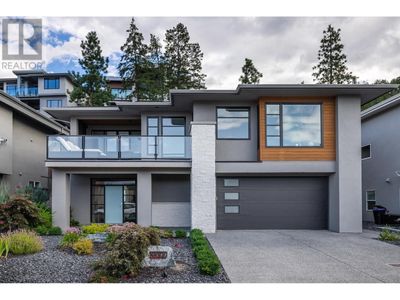 3399 Water Birch Cir, House other with 4 bedrooms, 4 bathrooms and 2 parking in Kelowna BC | Image 2